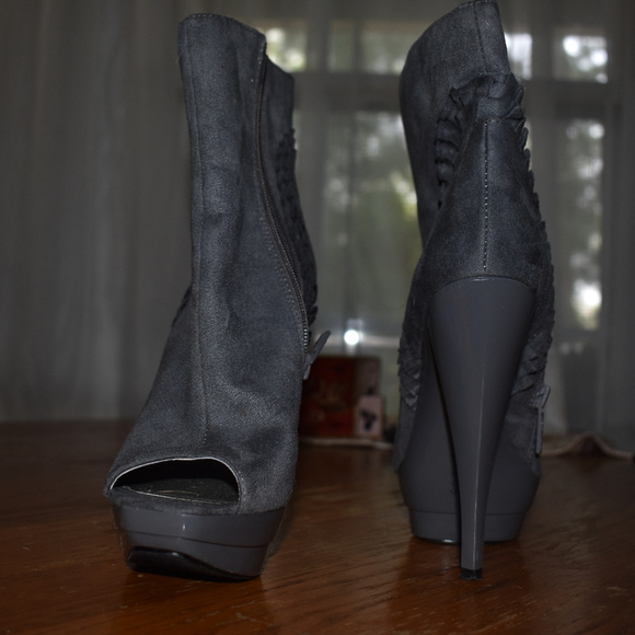 Micheal Anthonio Gray Magda Stiletto Ankle Boots - Picture 5 of 6